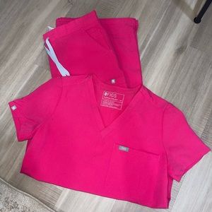 Hot Pink Figs Scrub Set